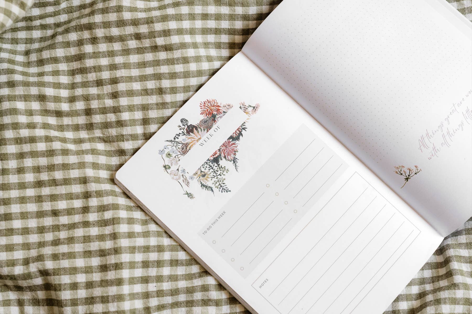 My Gardening Journal: Planner, Logbook, and Journal (Spring)
